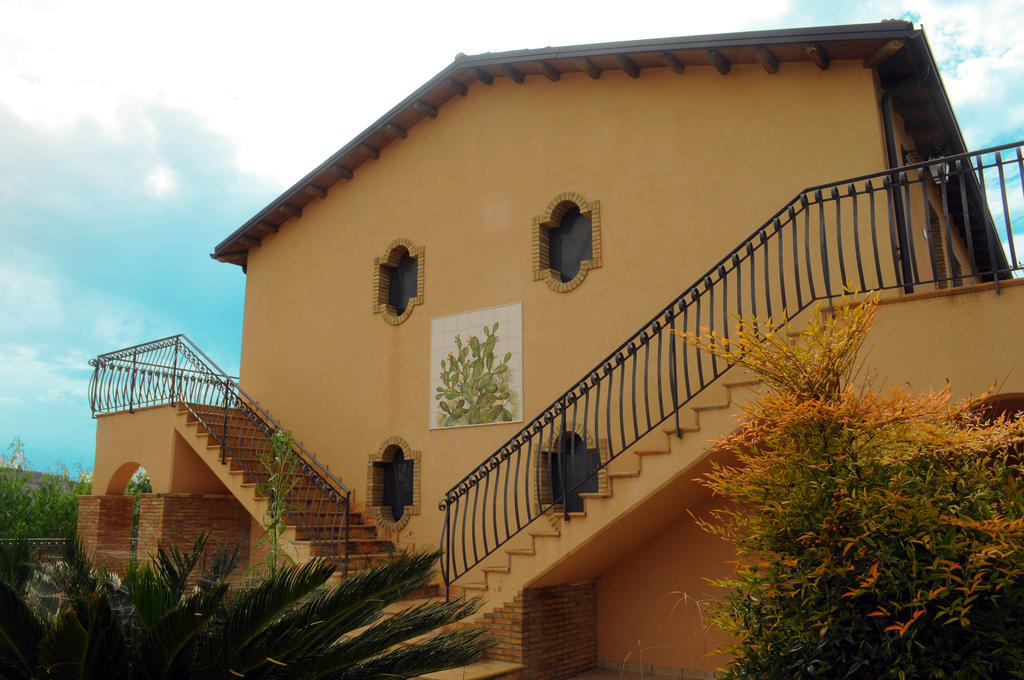 Tenuta Bellaprima Niscemi Bagian luar foto